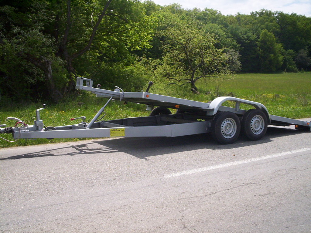 remorci-specializate-transport-utilaje 653