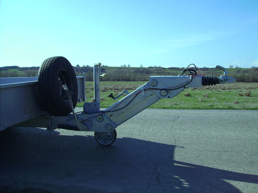 remorci-specializate-transport-utilaje 677