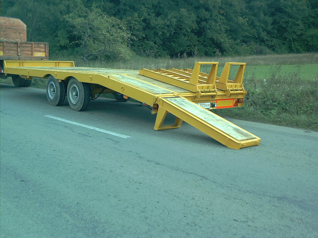 Cu caroseria peste roti si rampe