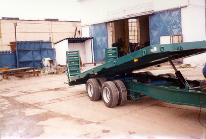 Cu platforma basculabila